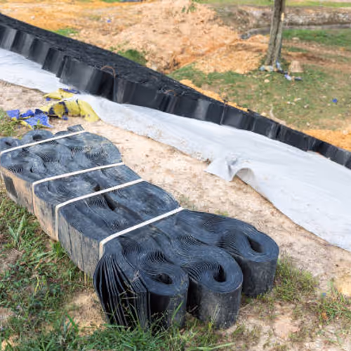 Plastic insulator